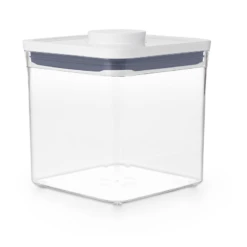 OXO Pop Opbevaringsboks 2,6 Liter Kvadratisk